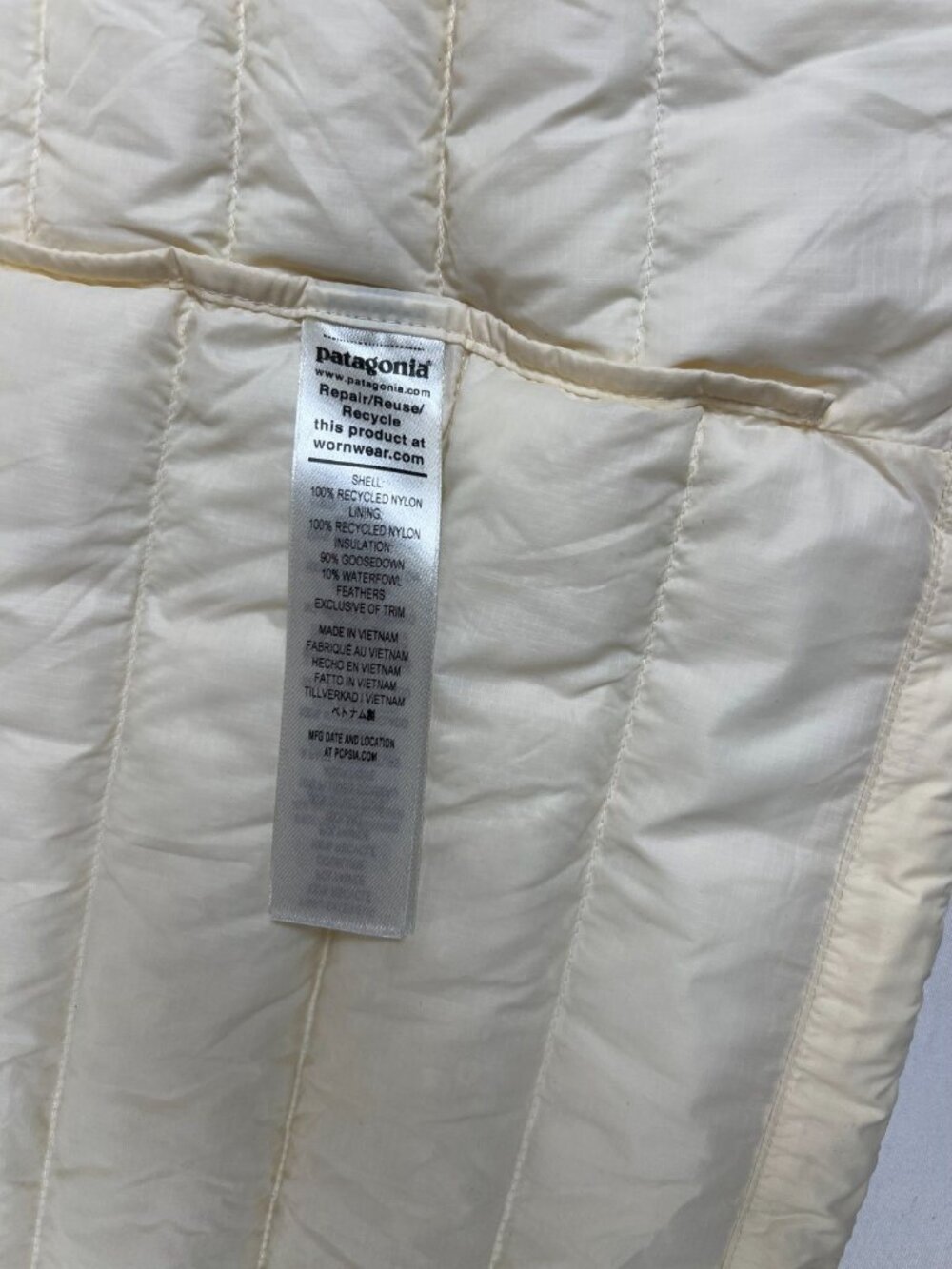 Patagonia Women S Down Sweater Vest White NetPlus Recycled Nylon 84629 FA23 - Picture 9 of 13